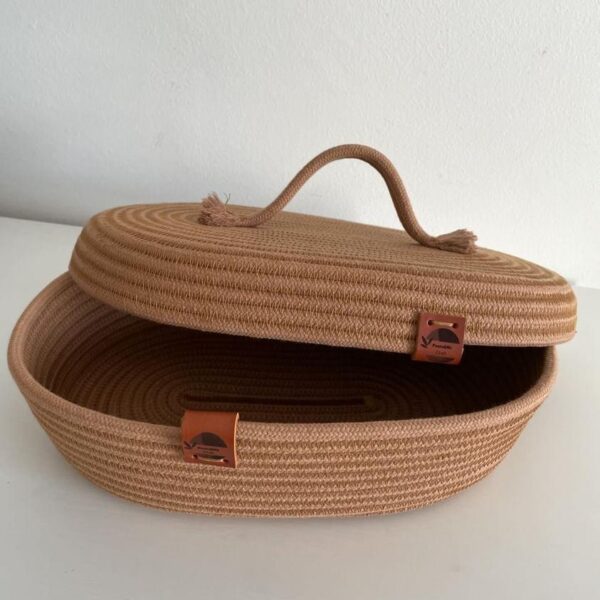 Caixa oval com tampa