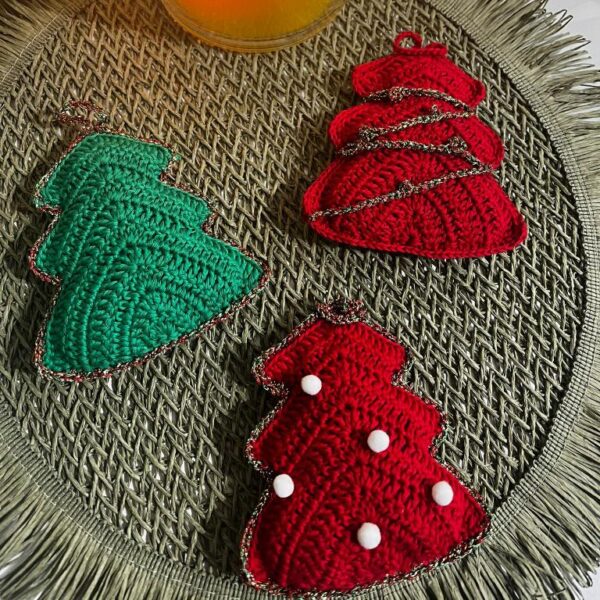 Árvores de Natal em Crochê – Fio de Algodão 13 1111 e1761254798911
